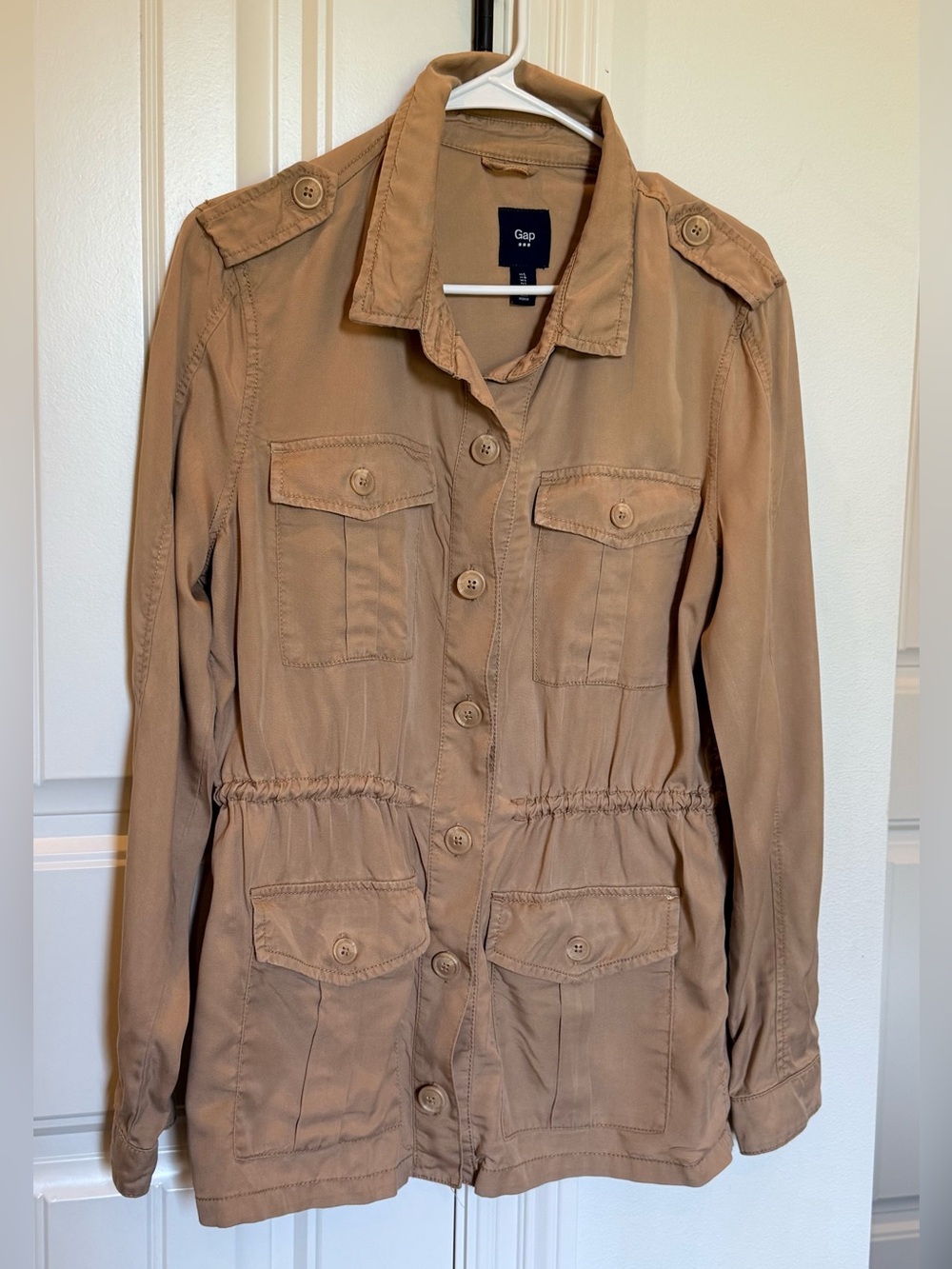 GAP Women's Beige Utility Jacket with Button Front